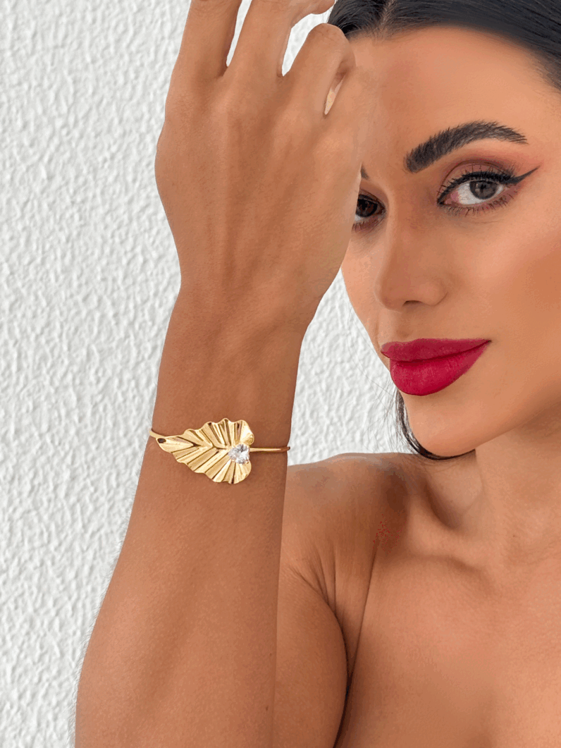 Bracelete Folheado a Ouro 18k Aro Coração Orgânico Com Ponto de Luz