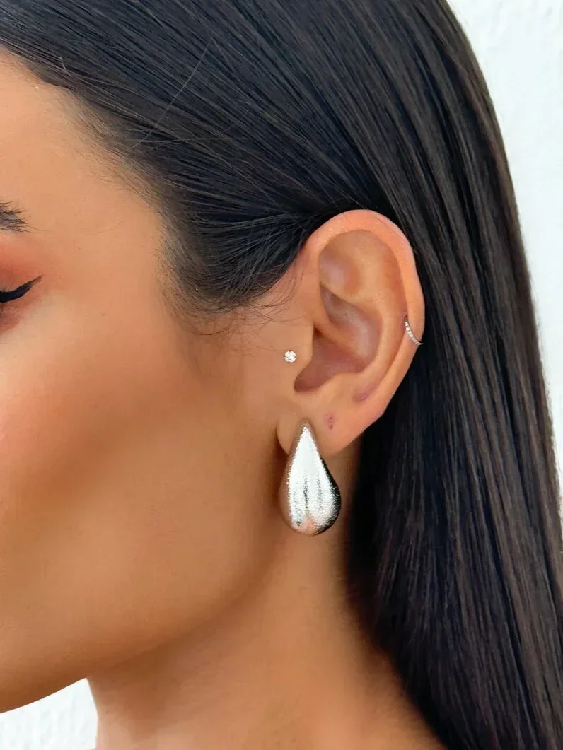 Brinco Folheado a Ouro 18k e Prata Gota texturizada
