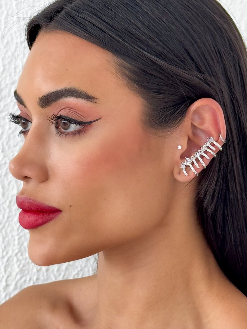 Piercing Folheado a Ouro 18K e Prata Gotas Com Fios de Zircônia